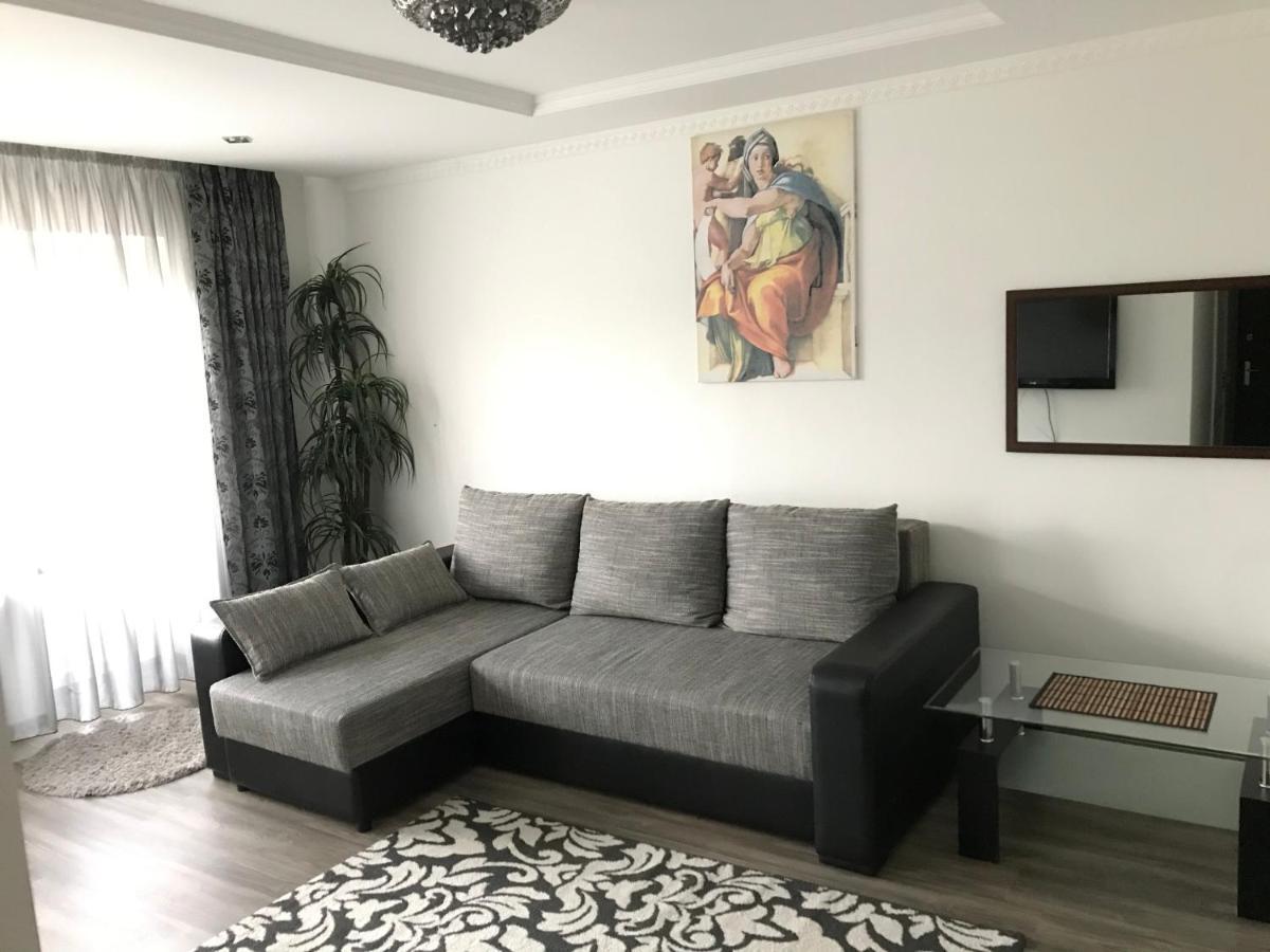 Fine Apartment Jelgava Exterior photo